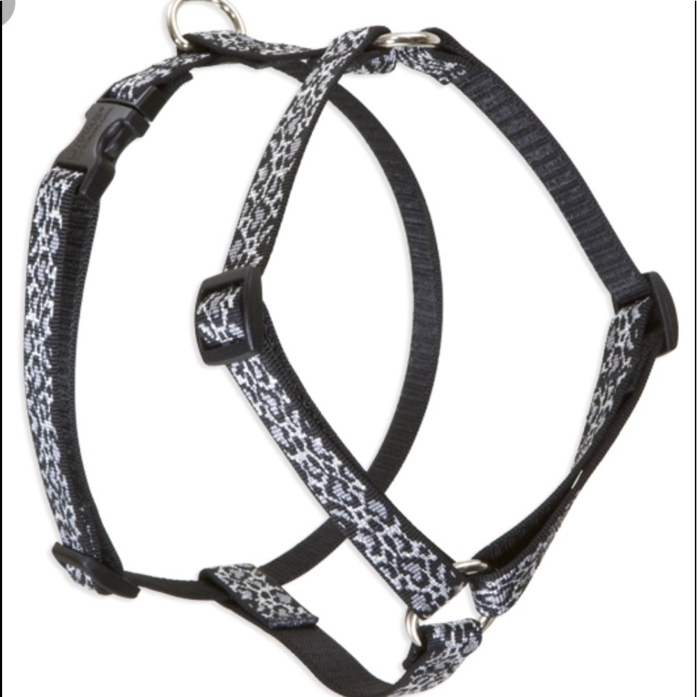 Lupine dog harness
